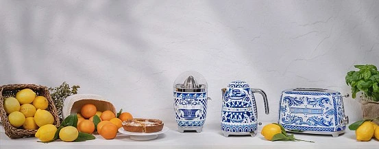 Тостер Smeg TSF01DGBEU