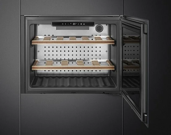Холодильный шкаф для вина Smeg CVI121G встраиваемый