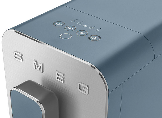 Кофемашина Smeg BCC12SBMEU автоматическая