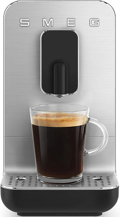 Автоматическая кофемашина Smeg BCC11BLMEU