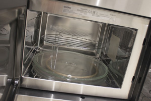 Микроволновая печь Korting KMI 825 RGB встраиваемая