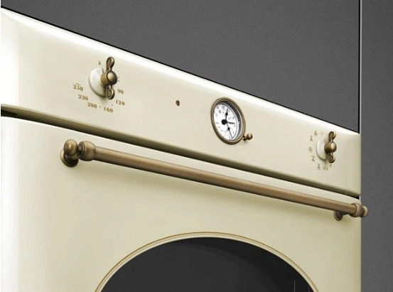 Духовой шкаф Smeg SF800PO
